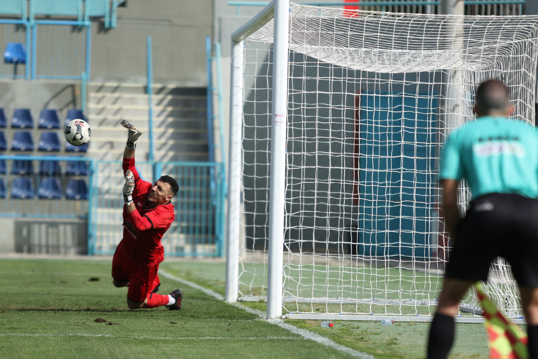 מלול הודף את הראשון (דאפר מחאמיד)