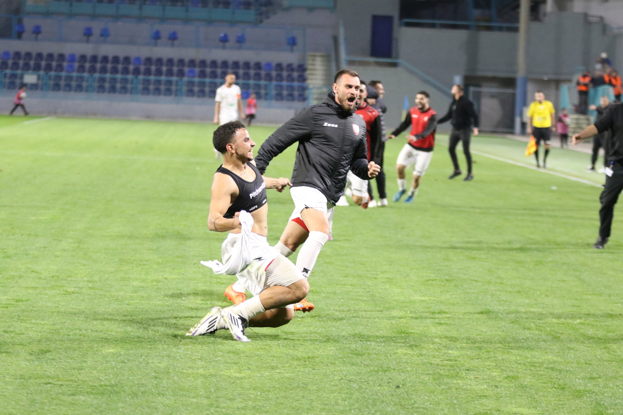 חורי חוגג את שער הניצחון (דאפר מחאמיד)