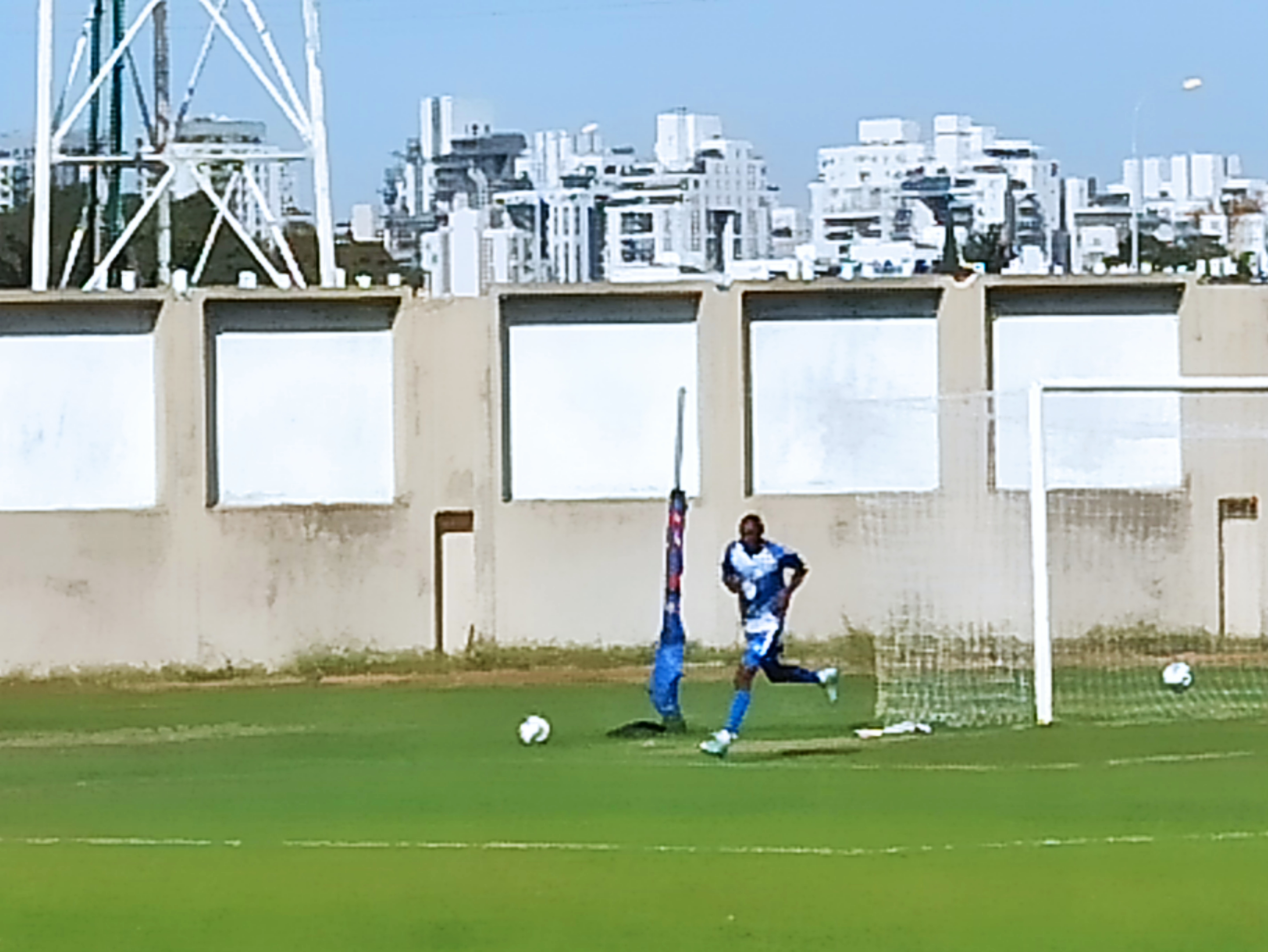 היילה חוגג (אלון יהודיוף)