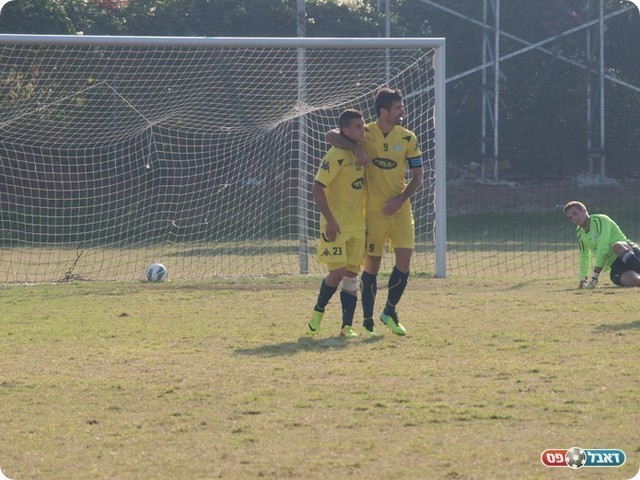 שחוגג עם פחימה (צילום: אלון יהודיוף)