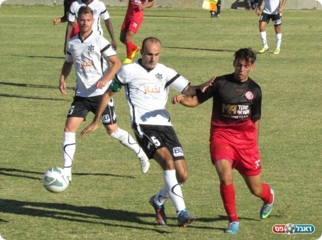 שוויון חשוב. עלוש (בלבן. צילום: מוחמד חאדר אניס)