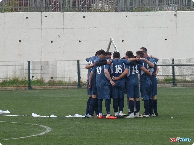 קרב על הפסגה. שחקני בית"ר אריאל (אלי שמואלי)