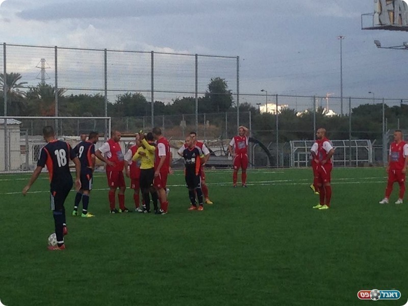 אדום מיותר. ההרחקה של וקנין (אלי שמואלי)