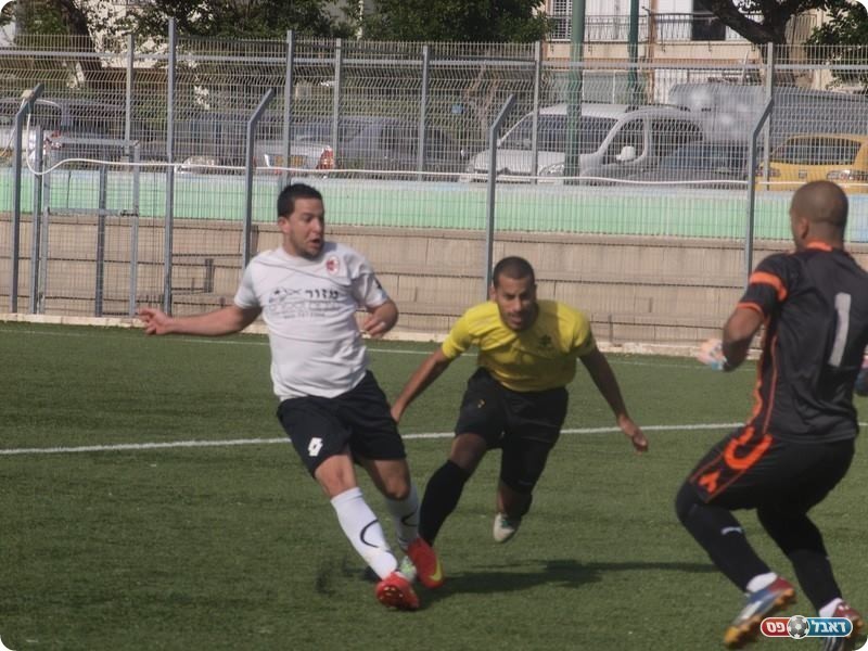 צפדיה כובש את השני שלו ואת השלישי במשחק (אלון יהודיוף)