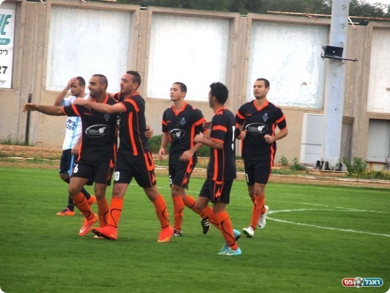 מתקרבים לליגה א'. שחקני בקעת הירדן (אלון יהודיוף)