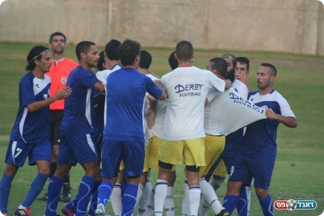 הקטטה המיותרת. דרעי רוצה חולצה של בת ים