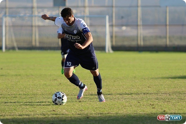 עקיבא עם הניסיון (עודד חסין)