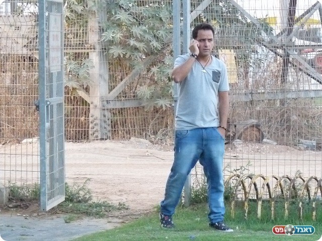 עובד על פיילוט. מיילי