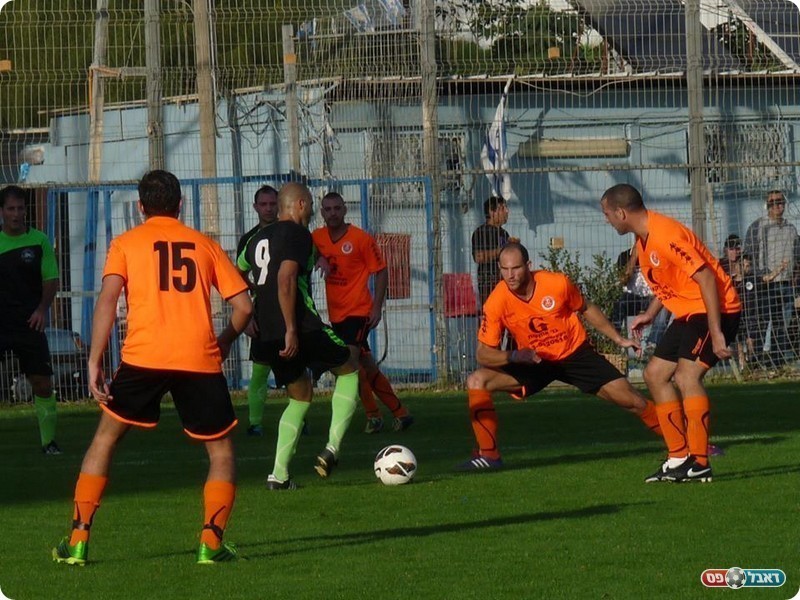 היה אמור להיות משחק עונה. שיכון ונוה גולן בסיבוב הראשון (אלי שמאלי)