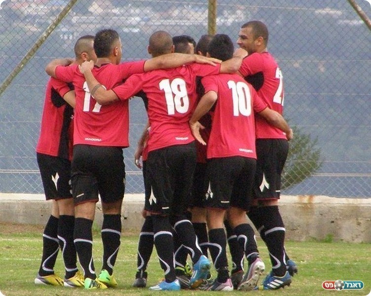 מחפשים ניצחון על אחי עכו. שחקני כפר כנא (אמיר שיבי)