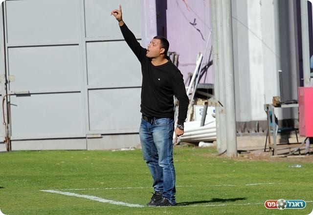 דודו חלף (לירן דורף)