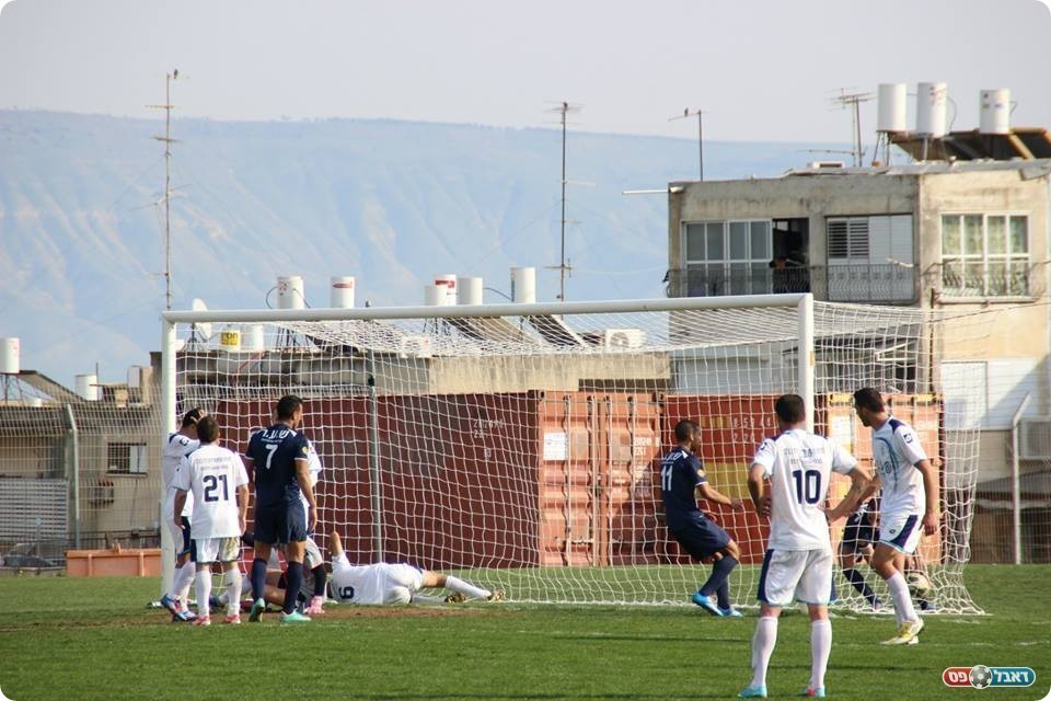 הרצליה מצמקת (צילום: עודד חסין)