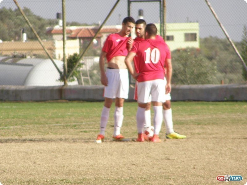 משחק חוץ לא קל נגד עראמשה דנון. שחקני בני ראמה (אמיר שיבי)