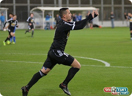 "נצטרך להיות מרוכזים. מלכה (ארנון לוי)