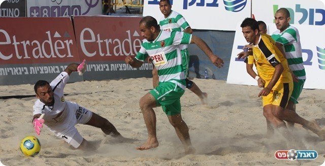 ראג'יד באדיר חולף על פני אבגי בדרך לשני של כאסם.