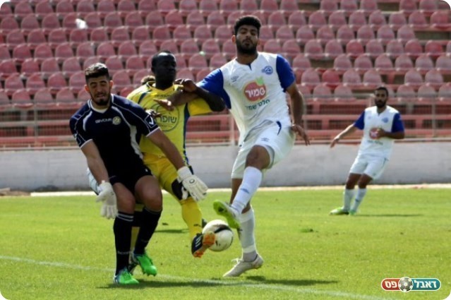 ללא תכלס. חליפה נבלם אצל פישמן (שי מוגילבסקי, אתר eyoya)