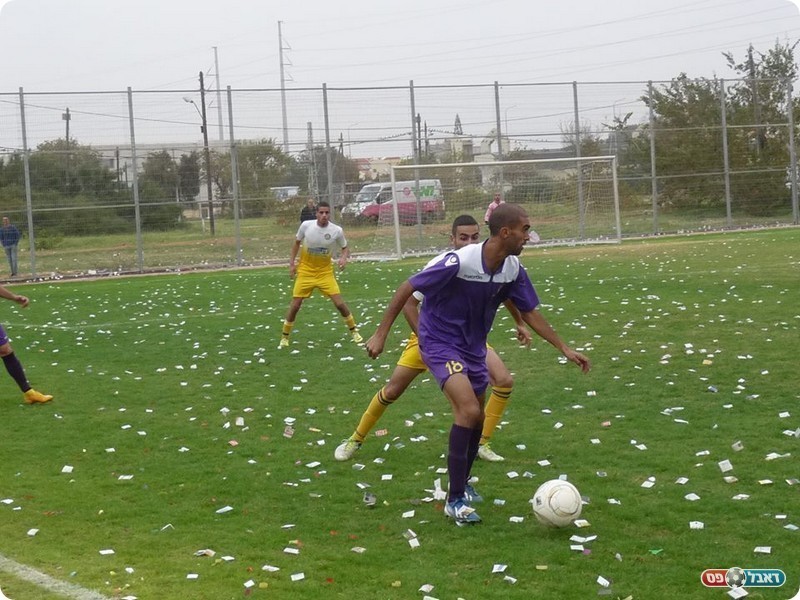 היה פעלתן מאוד. בני שרקט (אלי שמואלי)