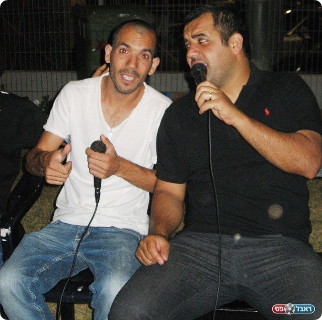 שרים קריוקי (צילום: אלי שמואלי)