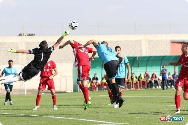 נפרדו בתיקו. שחקני באקה וטירה (וואסים מוואסי)