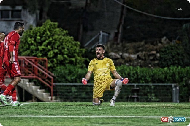 השוער לאחר ההדיפה (וואסים מוואסי)