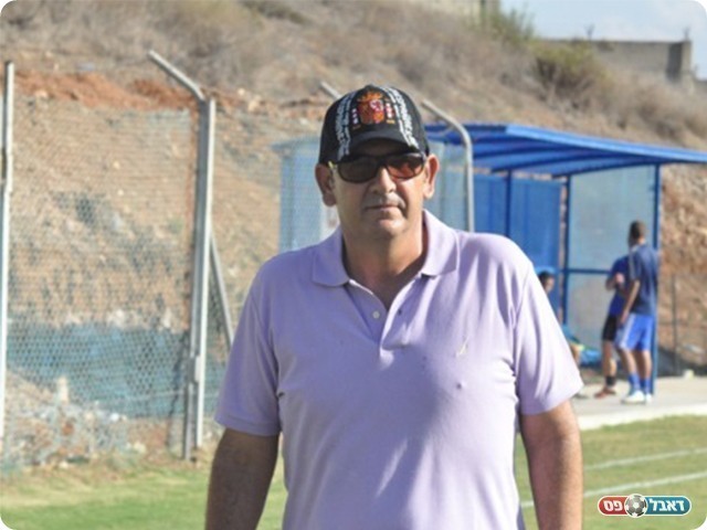 במועדון בטוחים שיוכל להוציא מהבוץ, מאמן הקבוצה מאיר ארמה (צילום: יח"צ)