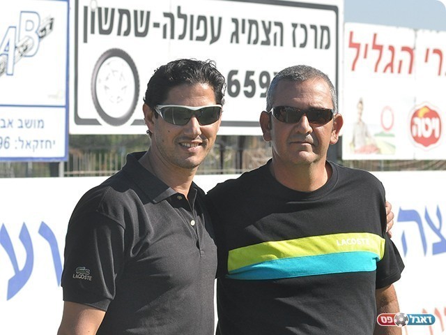 ארמה (מימין) יחד עם חסון (משמאל) (צילום: קובי פורטל)