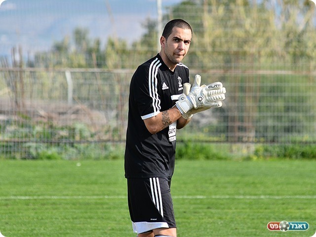 בן הרוש, בכורה נפלאה לשוער (צילום: ארנון לוי)