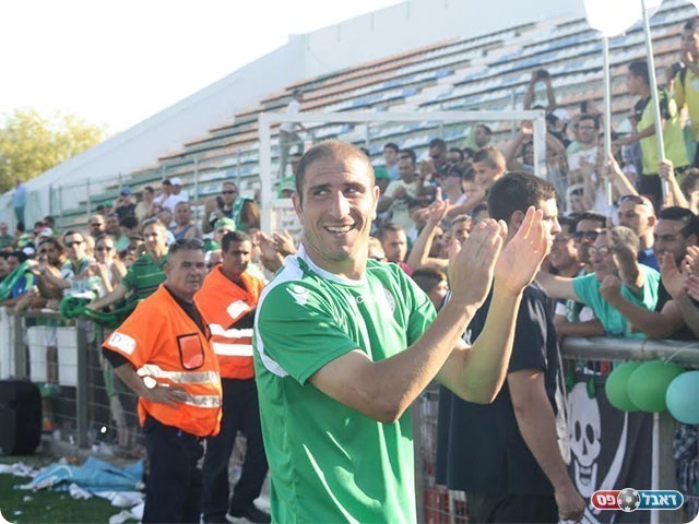 כובש השער אורן ניסים (מיכה פישנזון)