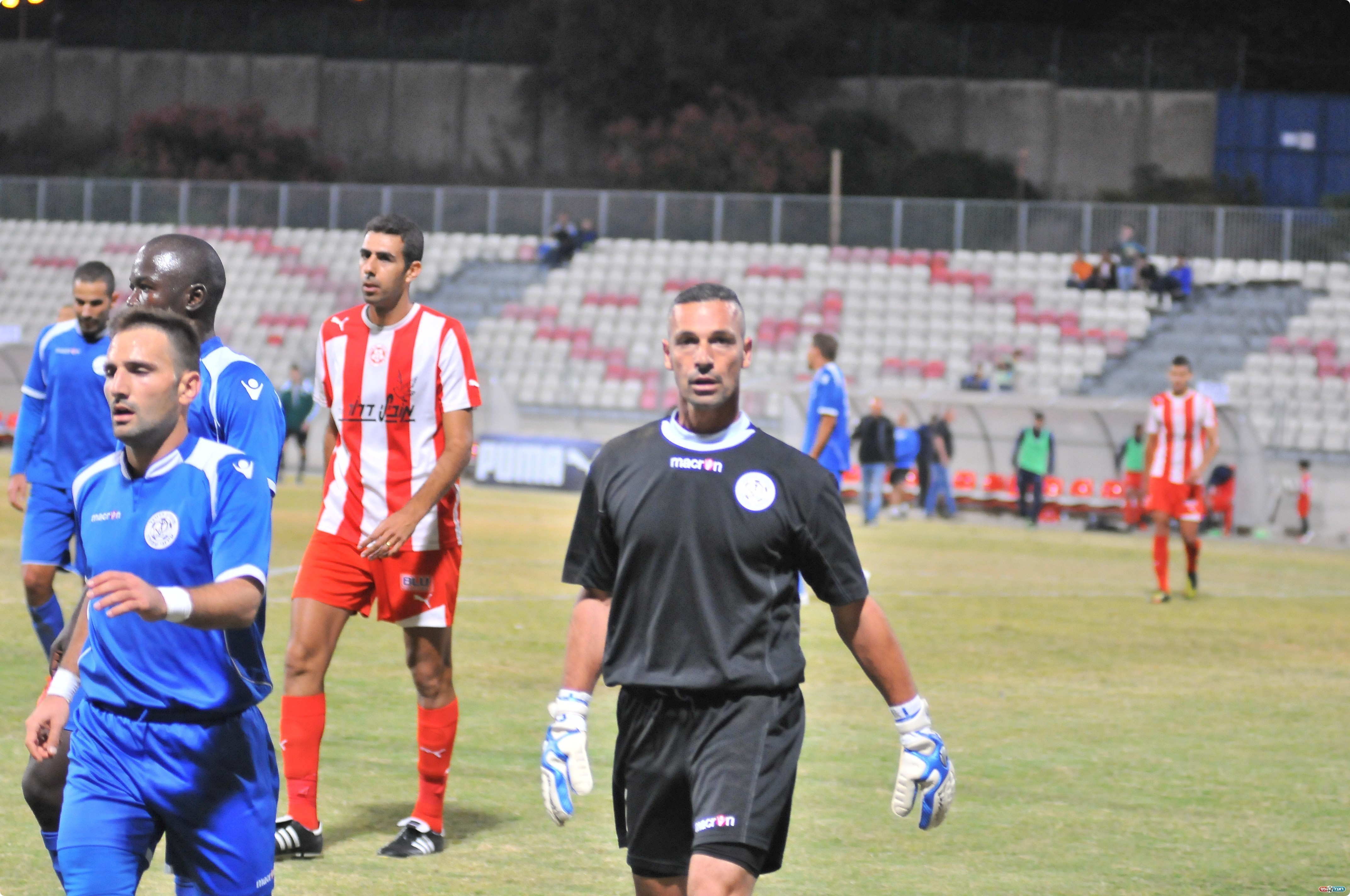 מאיר כהן, היכן ישחק השוער? (צילום: ארנון לוי)