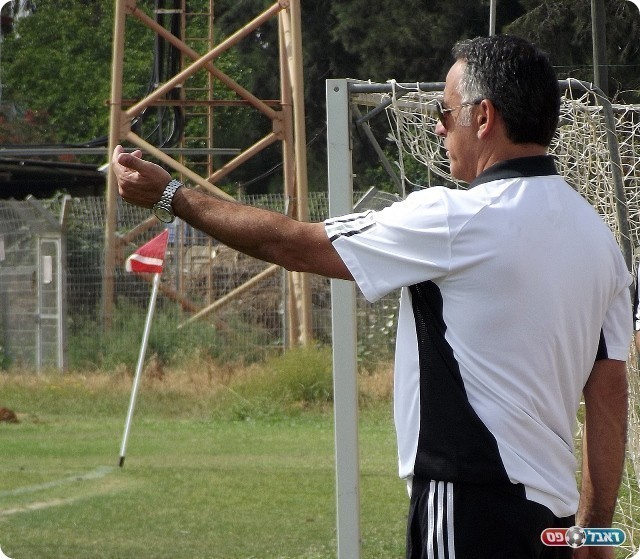 שיעור מאלף בכדורגל. מאור וממן (צילום: אייל אורן)