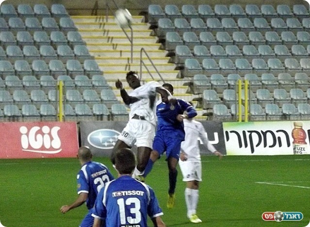 הפגין נוכחות. קהינדה מעל כולם (צילום: אייל אורן)