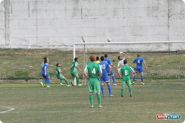 כפ"ס אותתה על כוונותיה. ביראני הודף (צילום: חאדר אניס)