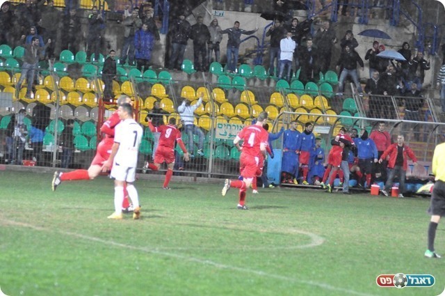 כלא כובשים - סופגים. איכסל חוגגת את השוויון (צילום: חאדר אניס)