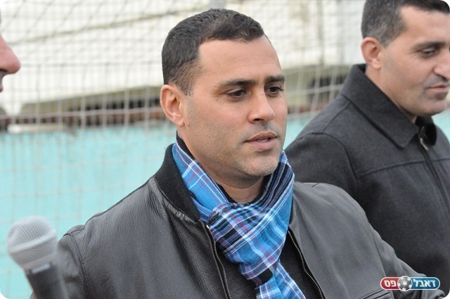 הגיע להתרשם מהיריבה. בנין (צילום: חאדר אניס)