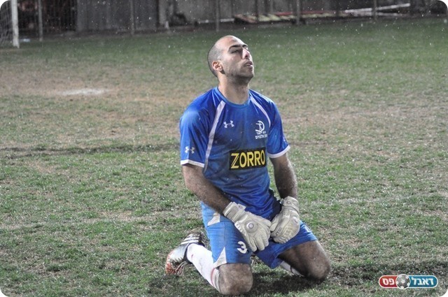 שער דרמטי. שאיב מאוכזב (צילום: חאדר אניס)