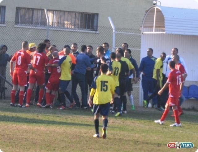 הרוחות סערו. המהומה (צילום: אחמד עוויסאת)