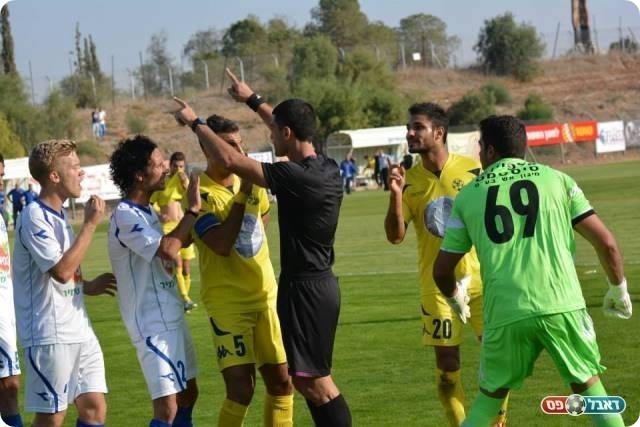 הויכוחים (צילום: ולדי מוסייב)