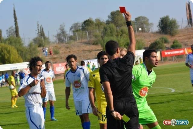 האדום (צילום: ולדי מוסייב)