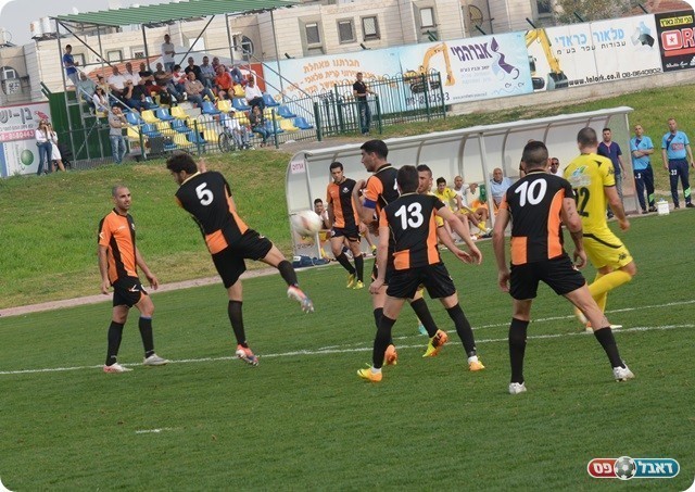 הקפיץ באלגנטיות. משה (מוסתר) כובש (צילום: ולדי מויסייב)