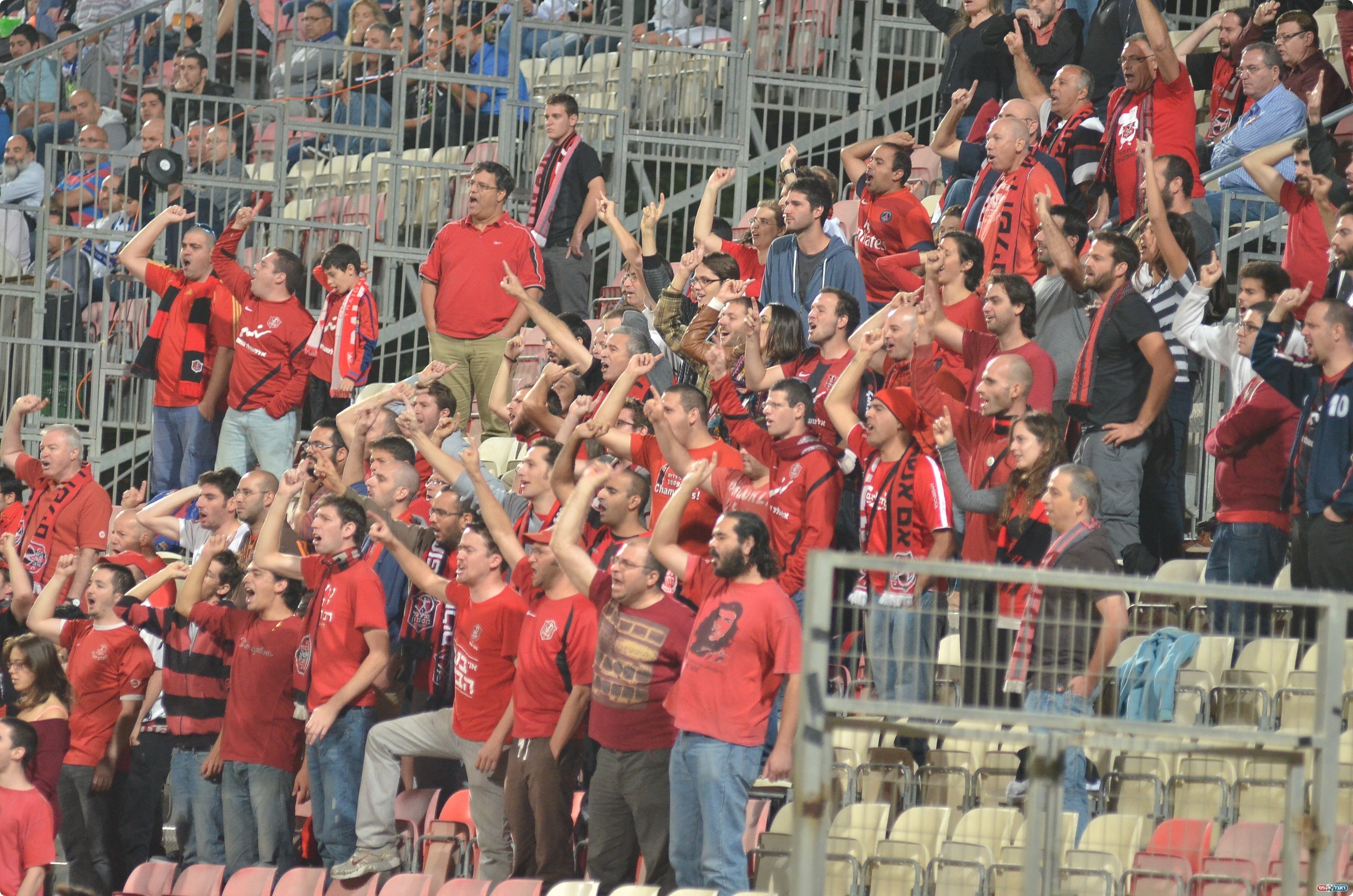 הקהל של קטמון (צילום: ארנון לוי)