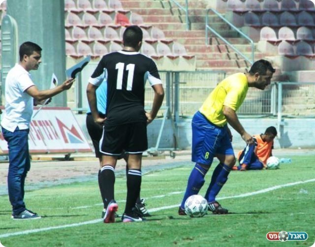 הלחץ התגבר. חזוט נכנס (צילום: שי מוגילבסקי)