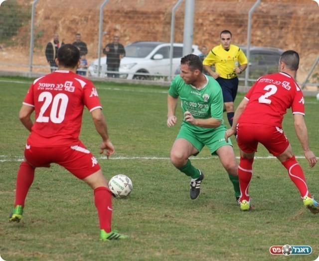הגיעו עם כל התותחים. חלוואני (תאמר סרסור)