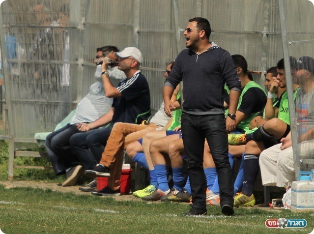 הזהיר את חניכיו. בוזגלו (קובי רוזן)