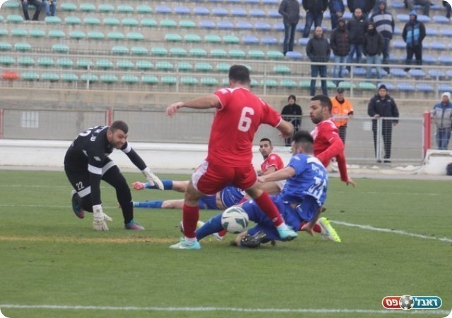 החמצה שאומרת הכל. מנסור ברחבה (תאמר סרסור)