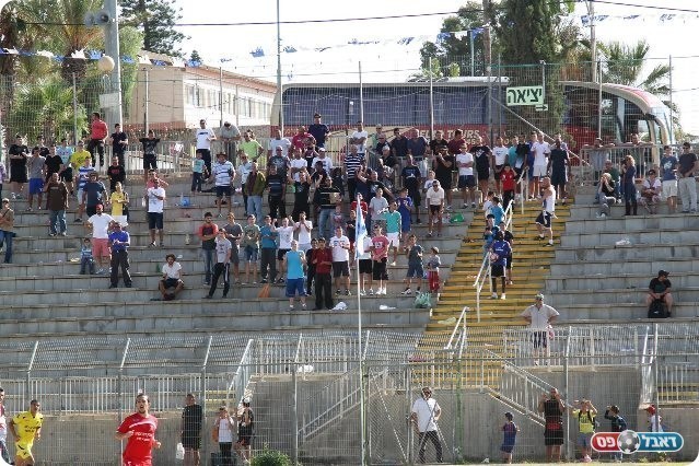 בכל זאת הגיעו. אוהדי ערד (עבדאללה אזברגה)