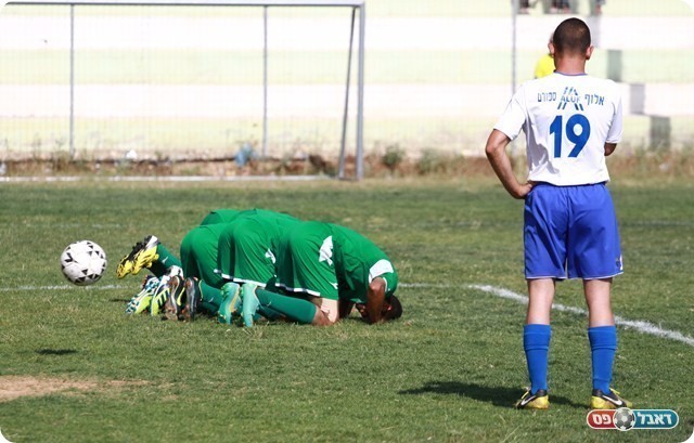 רהט נכנסה למשחק. הראשון של אבו מדע'ים (צילום: אנס אבודעבס)