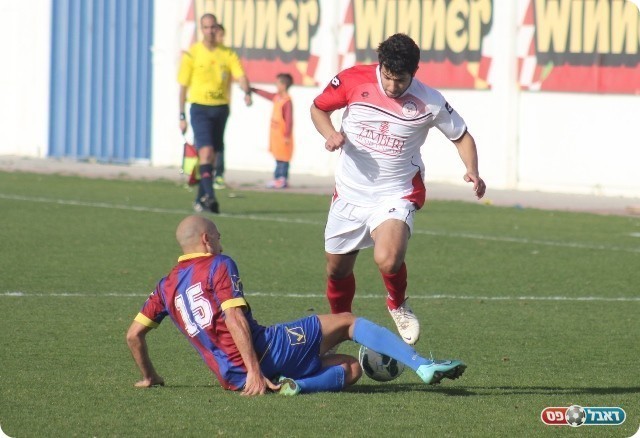 החמצה גדולה. אבו לאפי עובר את שן (תאמר סרסור)