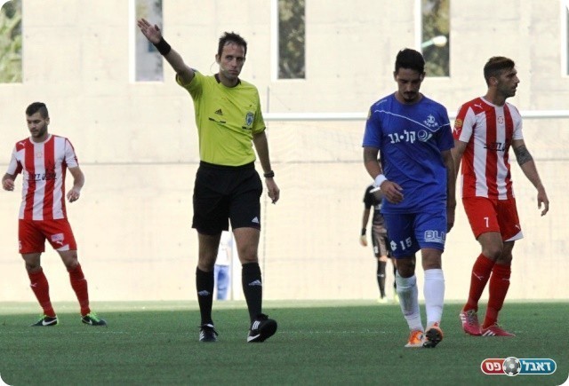 שער יפה שנפסל. זכריה החלטי, רביבו מאוכזב (קובי רוזן)