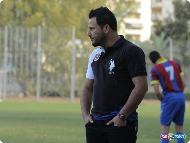 משאיר חור גדול אחריו. בוזגלו (קובי רוזן)