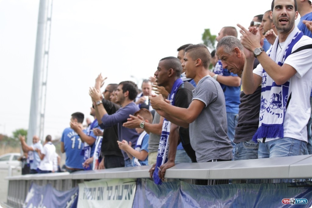 וכולם שמחים (צילום: קובי רוזן)